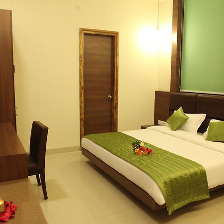 Hotel Golden Fern Patiāla 外观 照片
