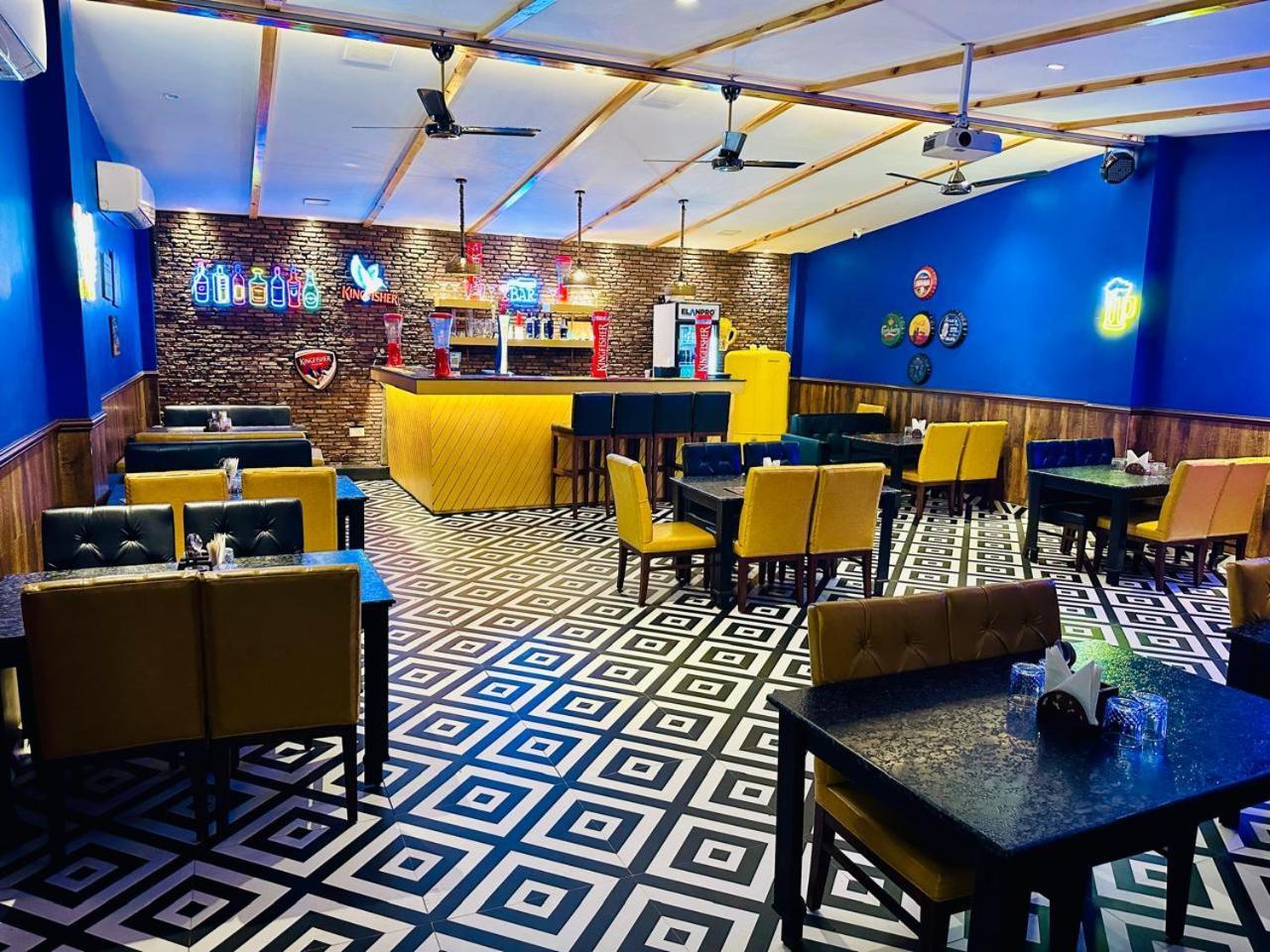 Hotel Golden Fern Patiāla 外观 照片
