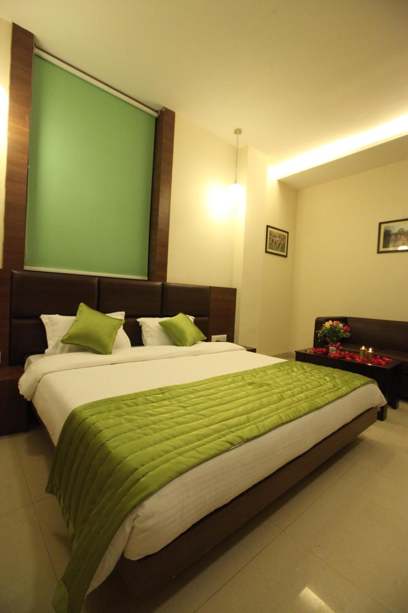 Hotel Golden Fern Patiāla 外观 照片